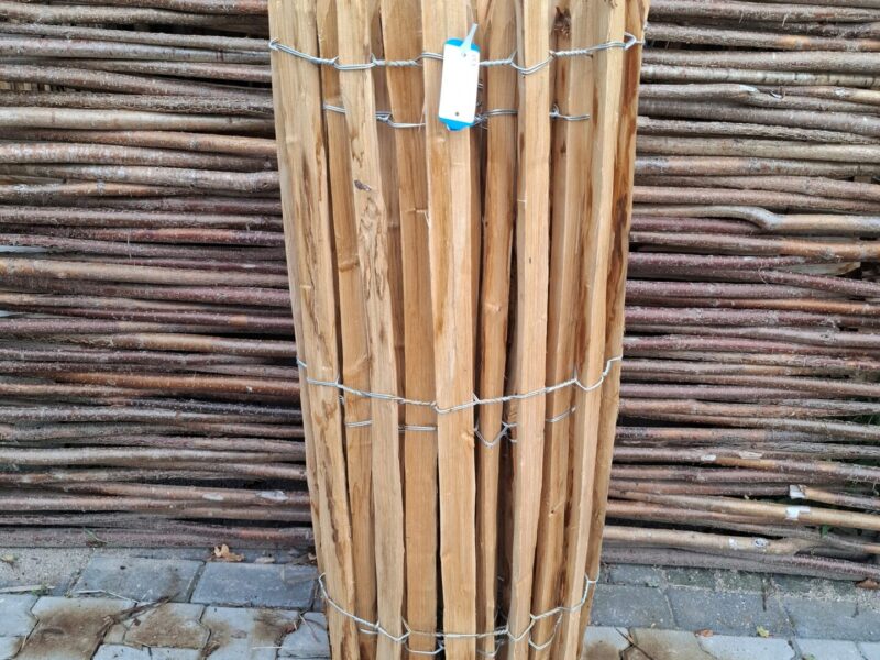 nr 153 schapenhek 100 cm hoog - latafstand 4 cm - reststuk 400 cm