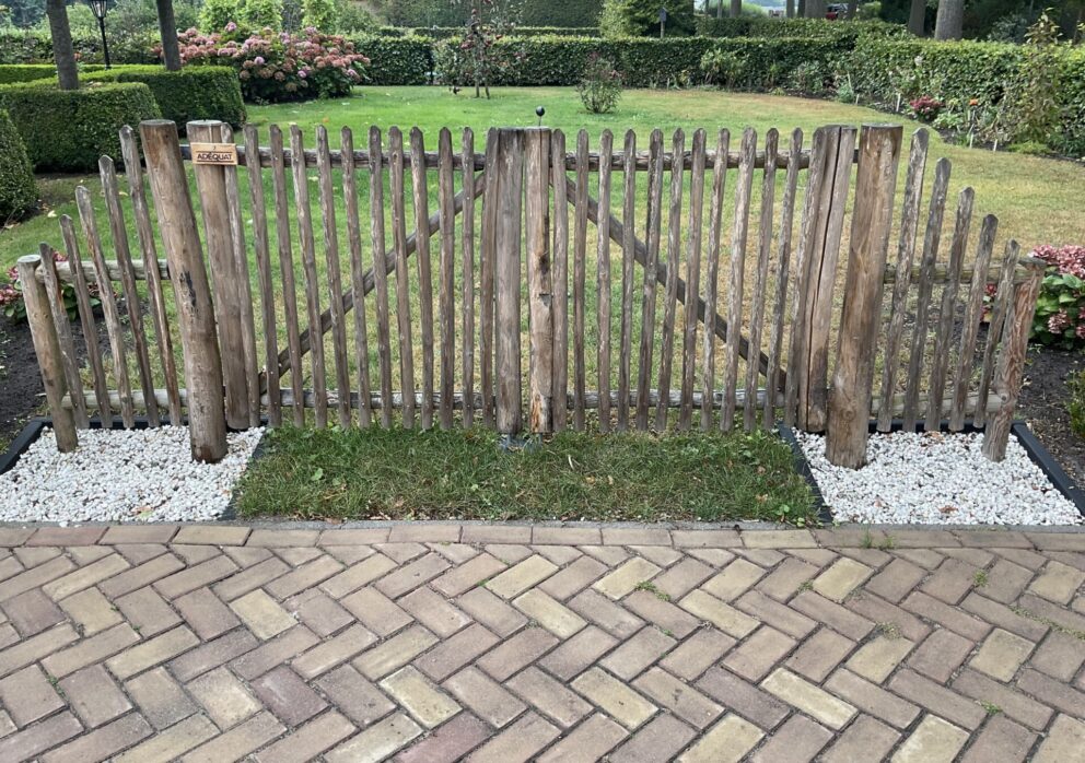 Franse schapenhekpoort 100 x 100 cm, dubbele poort, kastanje rasterlat halfrond en gepunt