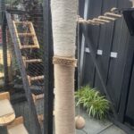 Kastanje paal 175 cm lang, diam. 13-16 cm, gepunt, katten krabpaal