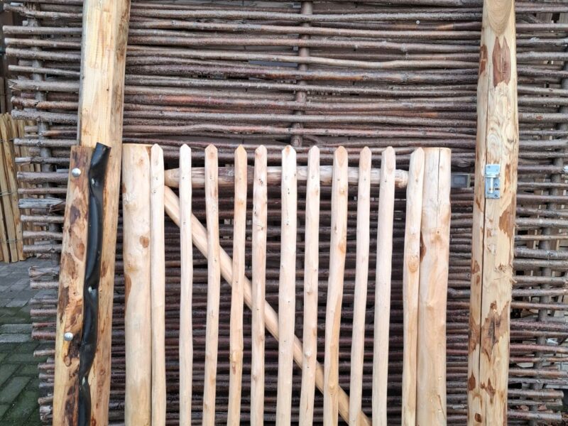 Nr 66 Schapenhek poort klappoort 120 cm H x 100 cm B Incl. poortpalen