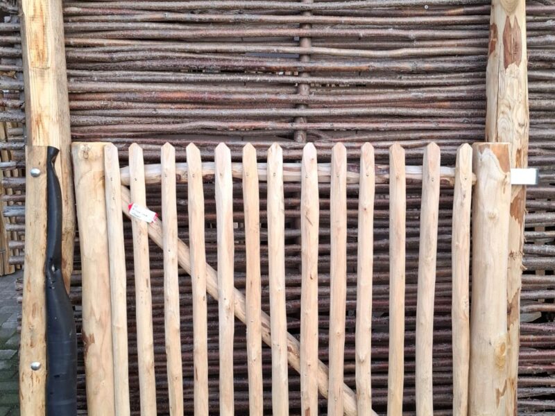 Nr 68 Schapenhek poort klappoort 120 cm H x 120 cm B Incl. poortpalen