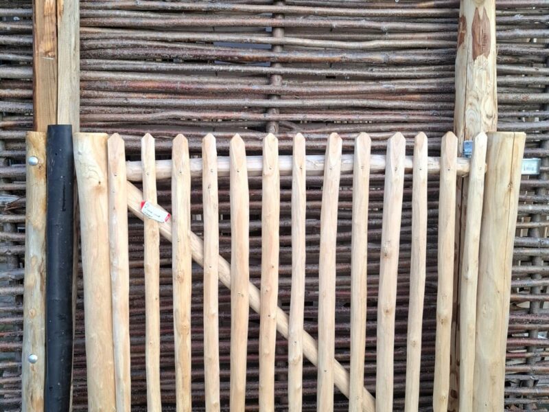 Nr 67 Schapenhek poort klappoort 120 cm H x 120 cm B Incl. poortpalen