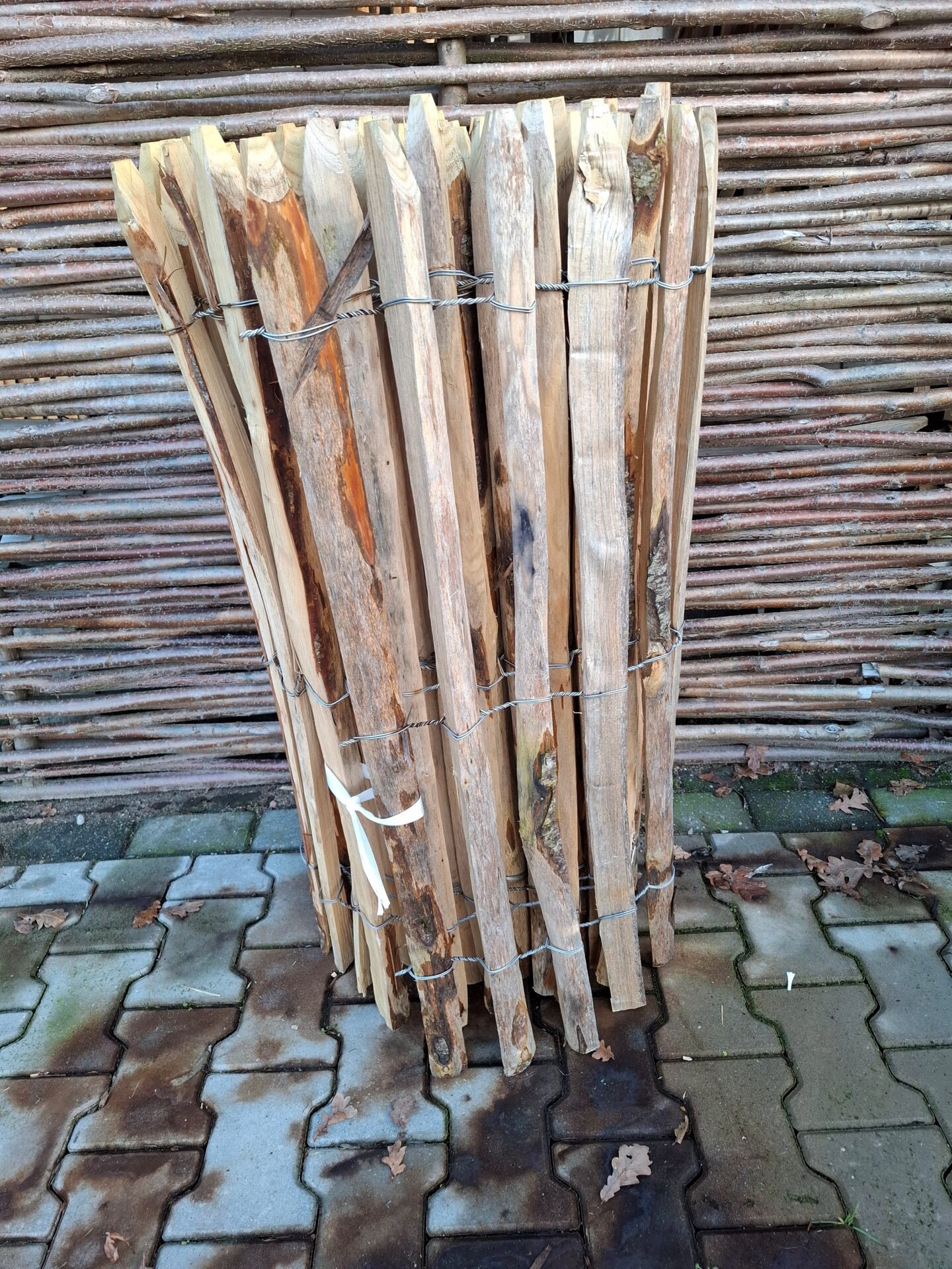 NR 145 Schapenhek kastanje 100 cm hoog, latafstand 4 cm. Lengte 450 cm