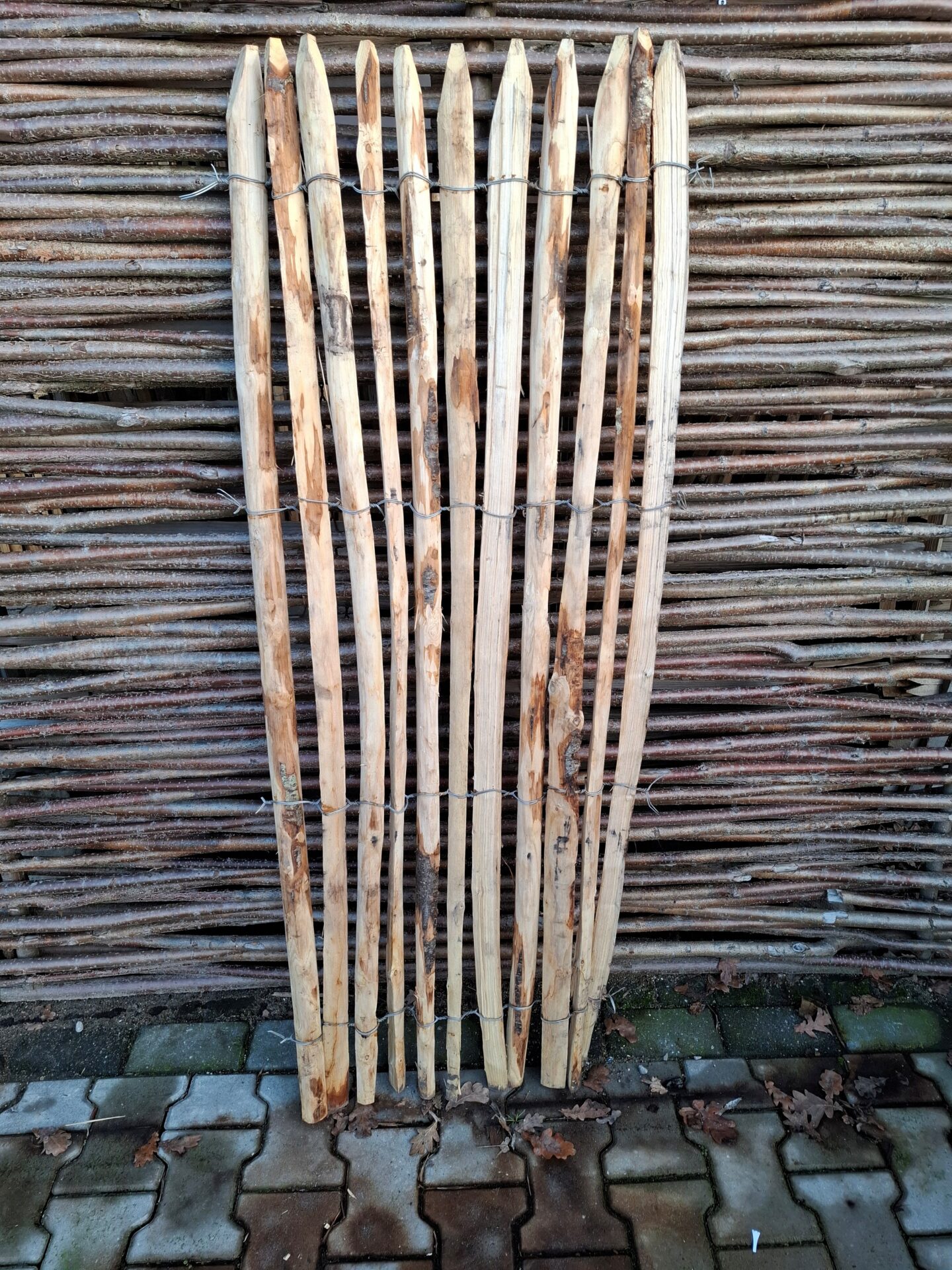 Nr 147 Schapenhek kastanje 150 cm hoog, latafstand 2 cm. Lengte 55 cm