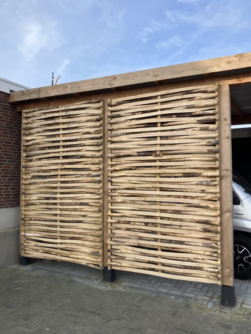 Vlechtscherm kastanje 100H x 180B en vlechtscherm kastanje 180H x 180B