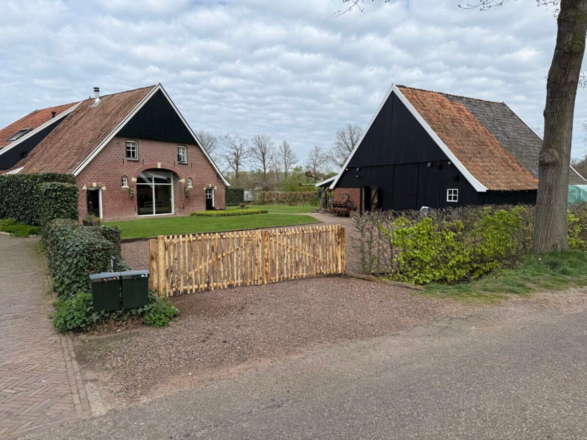 Schapenhek poort kastanje dubbel 180B x 100H (cm)