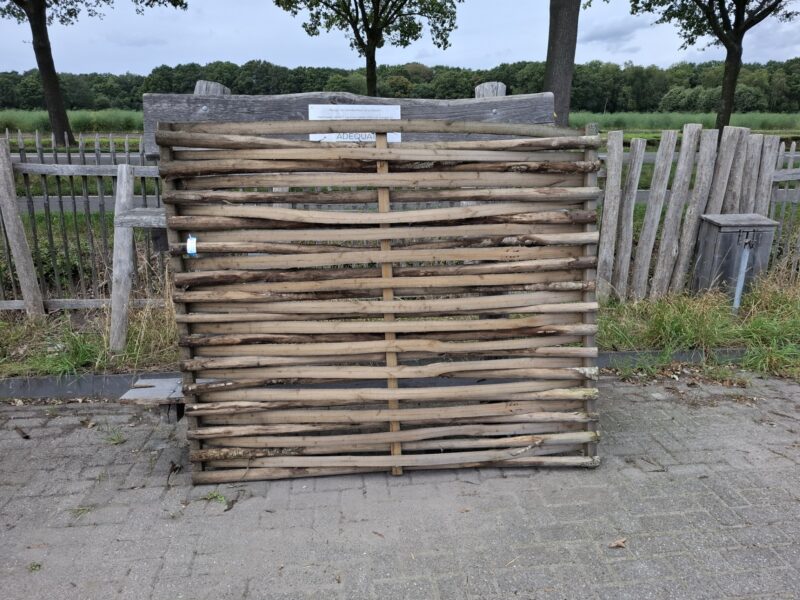 Nr 128 Vlechtscherm kastanje 150 cm hoog, 180 cm breed