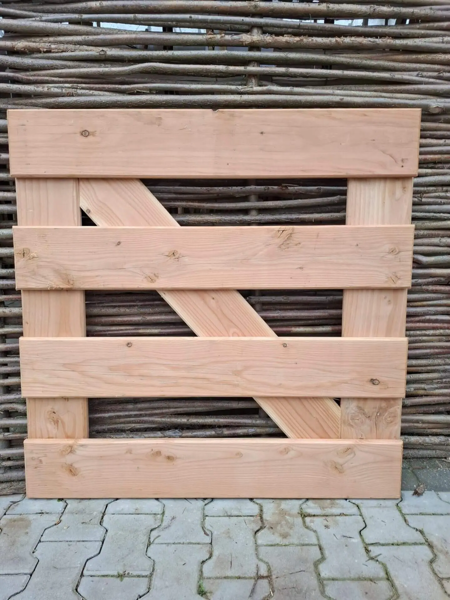 Nr 29 Boerenpoort douglas enkel 110 cm B x 110 cm H.