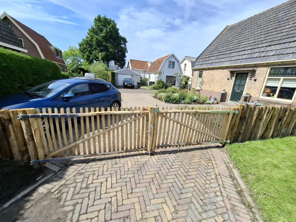 Schapenhek poort kastanje dubbel 200B x 100H (cm)