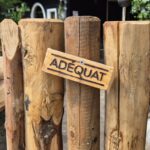 Adéquat-bordje