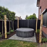Robinia paal 300 cm lang, diam. 12-14 cm,geschild gepunt, wellness