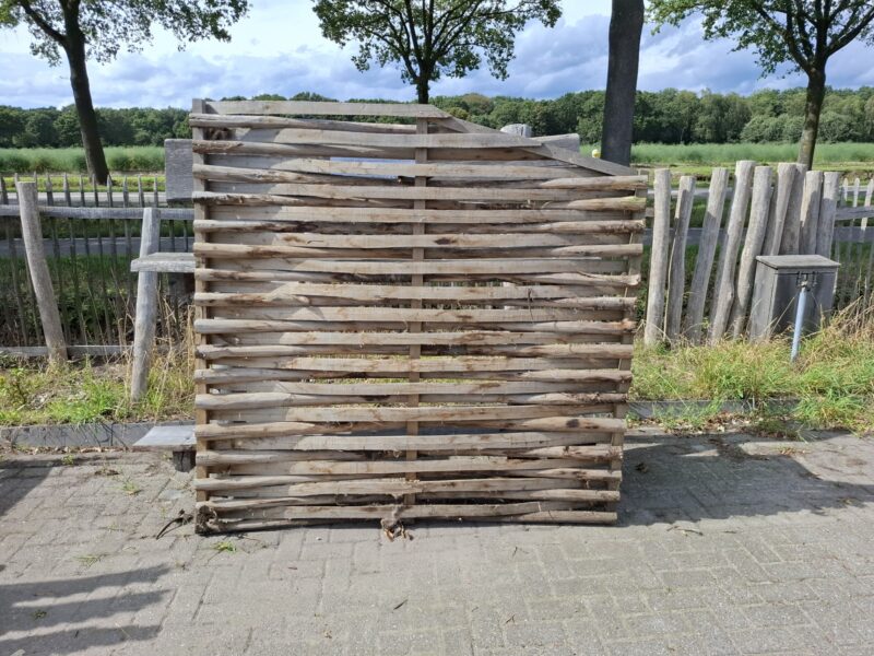 Nr 126 Vlechtscherm kastanje hoogte van 180 naar 150 cm, 180 cm breed